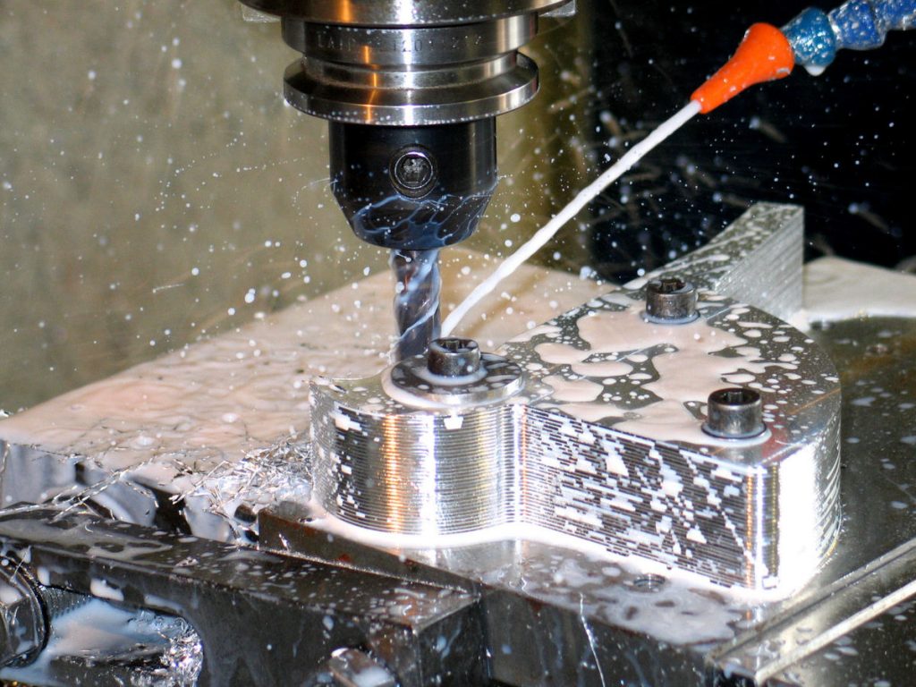 Benefits of Using CNC machines in Manufacturing Processes